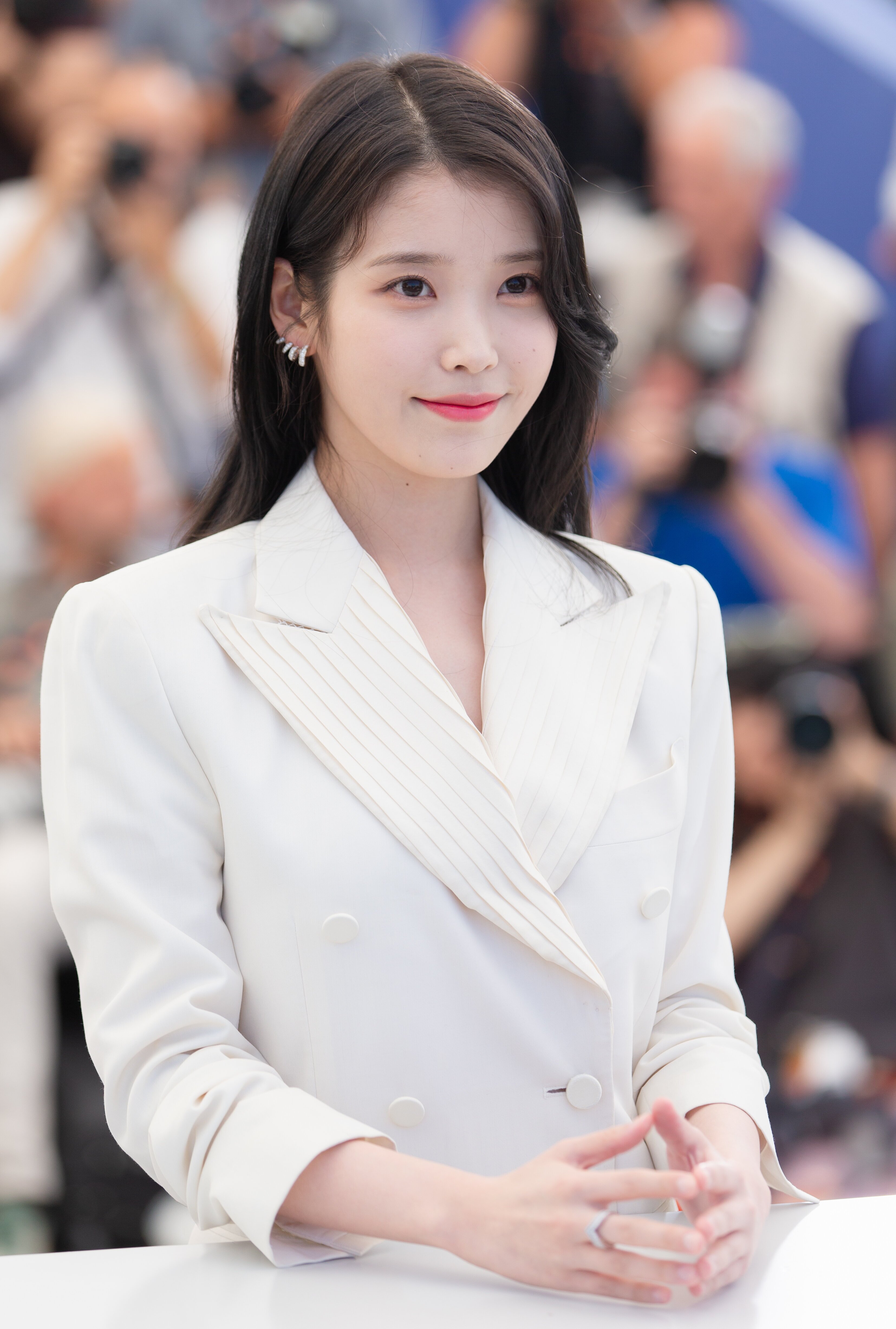 220527 IU - 'Broker' Photocall Event at 75th CANNES Film Festival ...