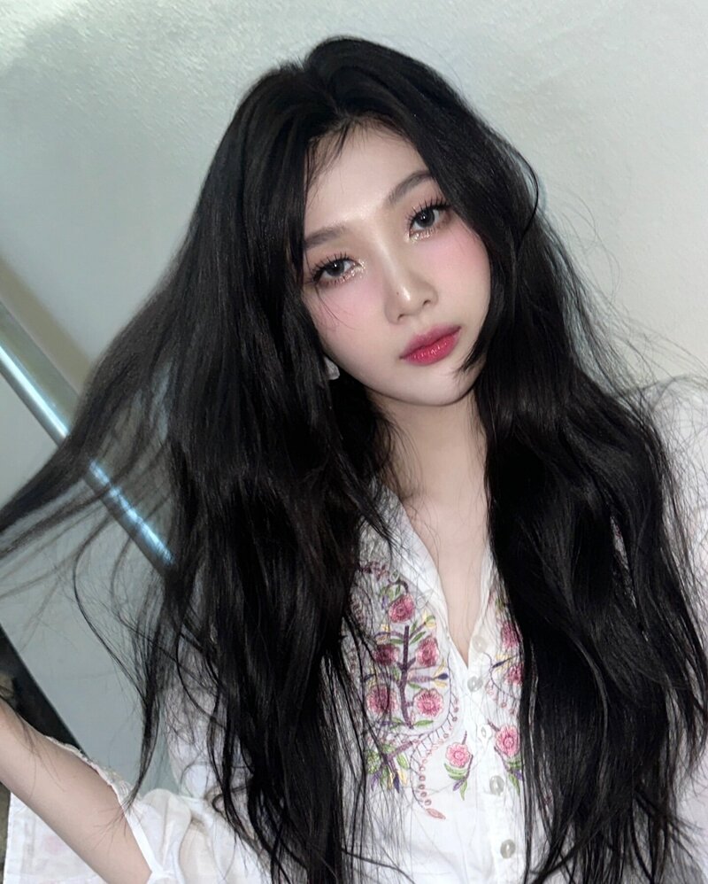 240702 Red Velvet Joy Instagram Update documents 8