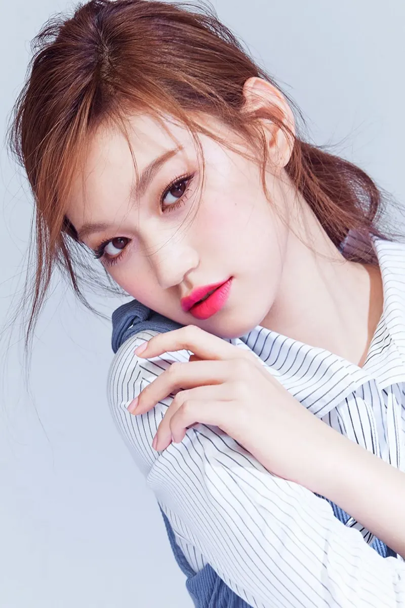 170209DOYEON-ceci_03_144.jpg