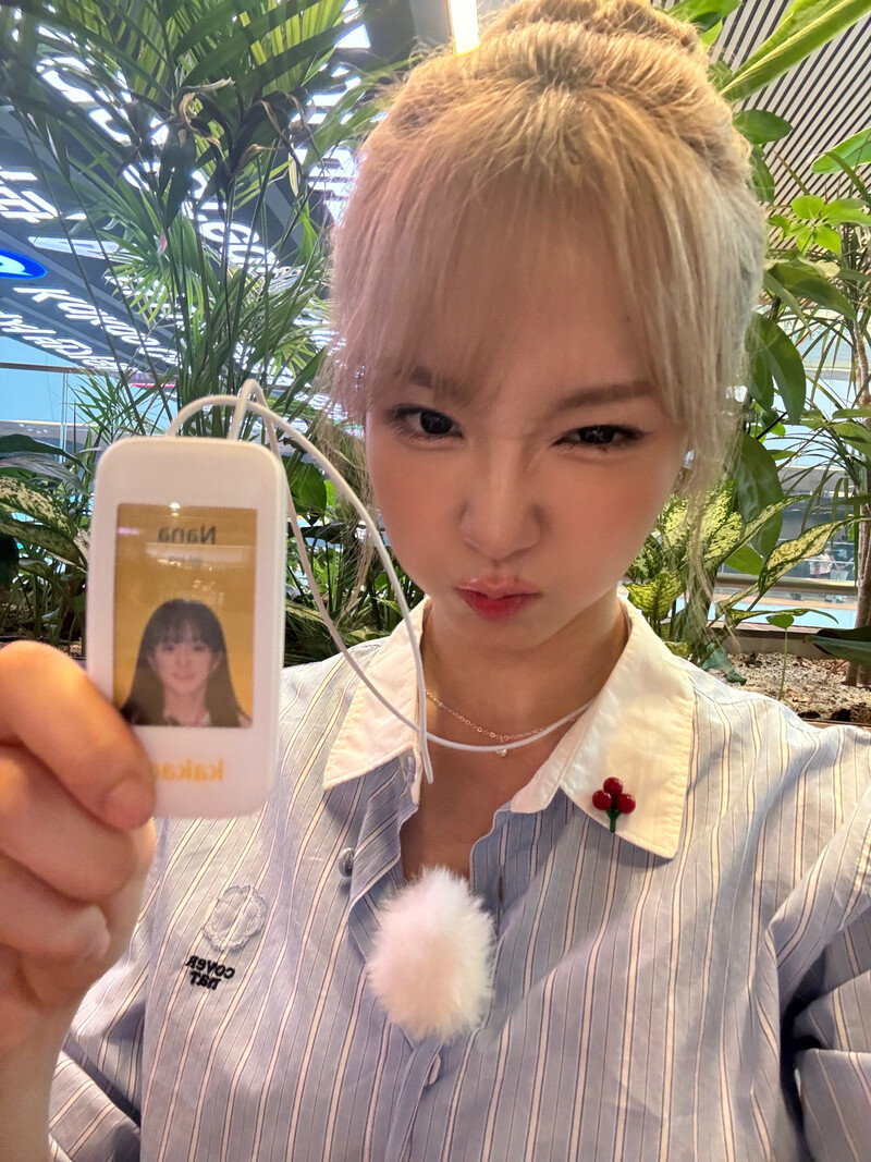 241026 WOOAH - NANA weverse update - 'Fruit Manager' Show documents 4