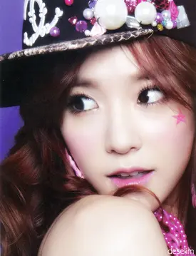 [SCAN] Girls' Generation - 'I Got A Boy' Tiffany version