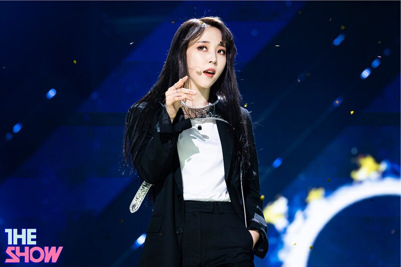 200218 Moon Byul - 'Eclipse' at The Show documents 15