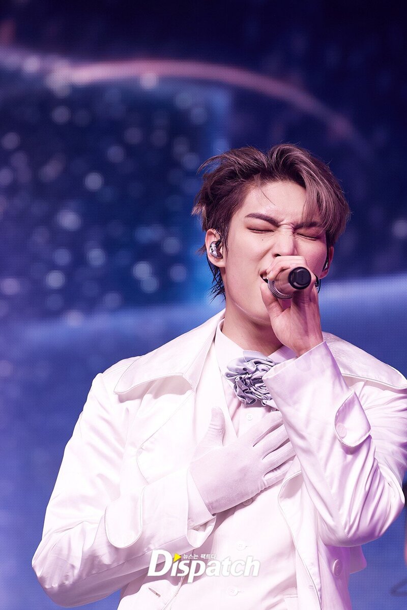 220201 MINGI- ATEEZ 'THE FELLOWSHIP: BEGINNING OF THE END' in LA documents 1