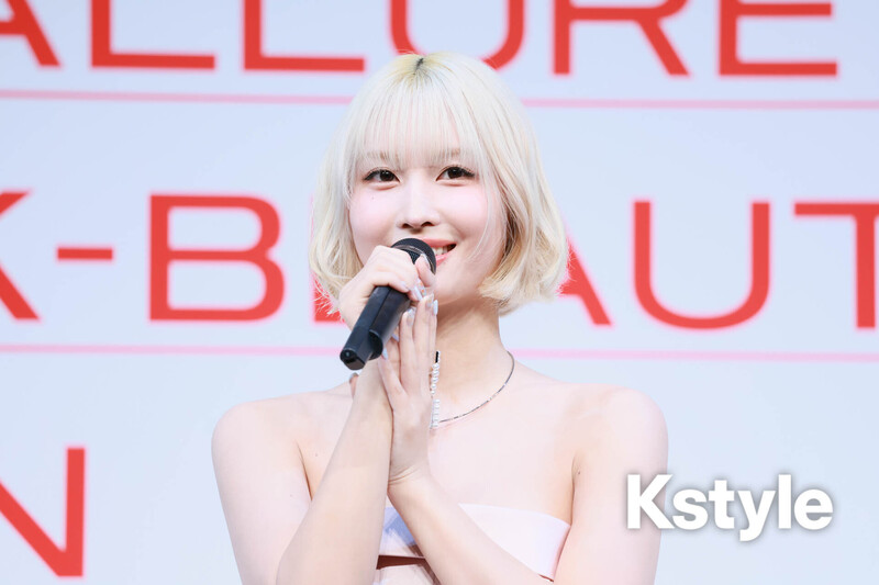 241013 TWICE Momo - Allure K-Beauty Fair in Tokyo documents 11