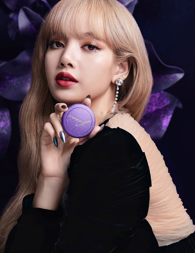 BLACKPINK Lisa for MAC X L (MAC By L) Collection documents 1
