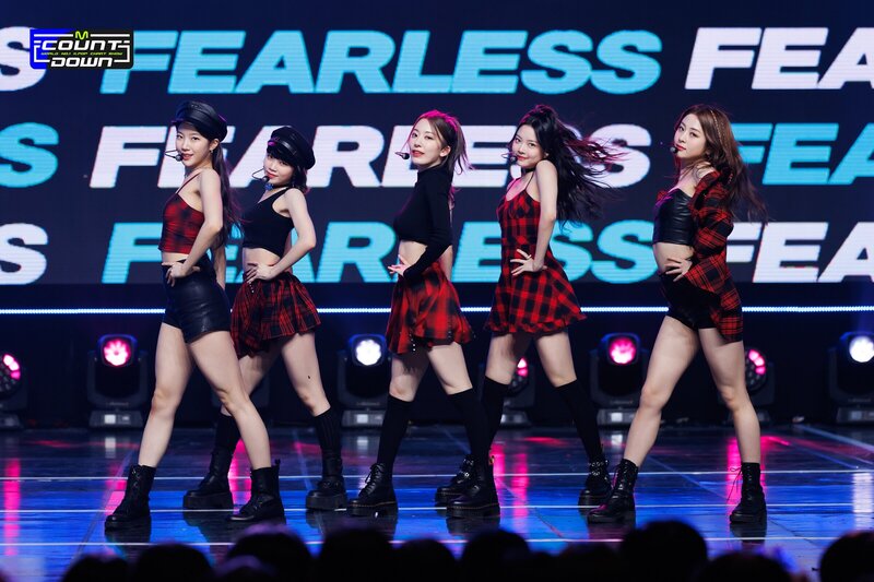 220526 LE SSERAFIM - 'FEARLESS' at M Countdown documents 4