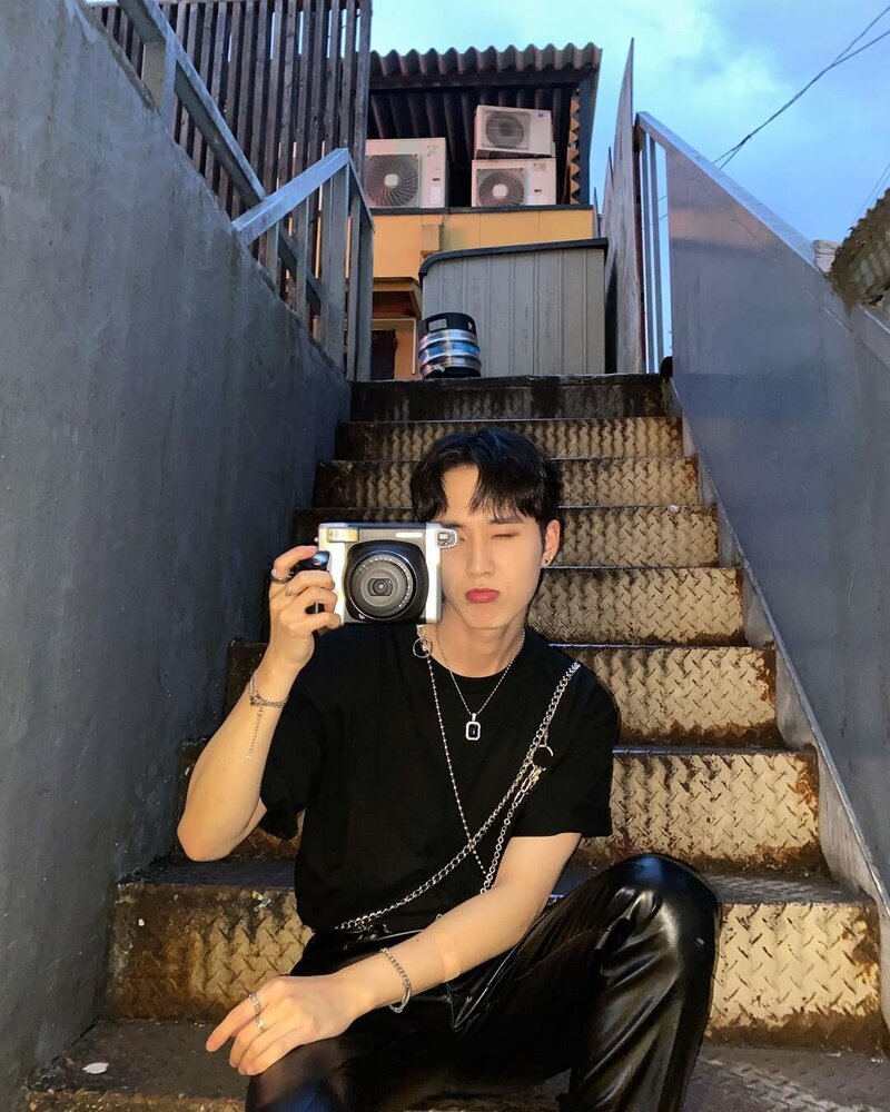 220905  - Younghoon Instagram Update documents 7
