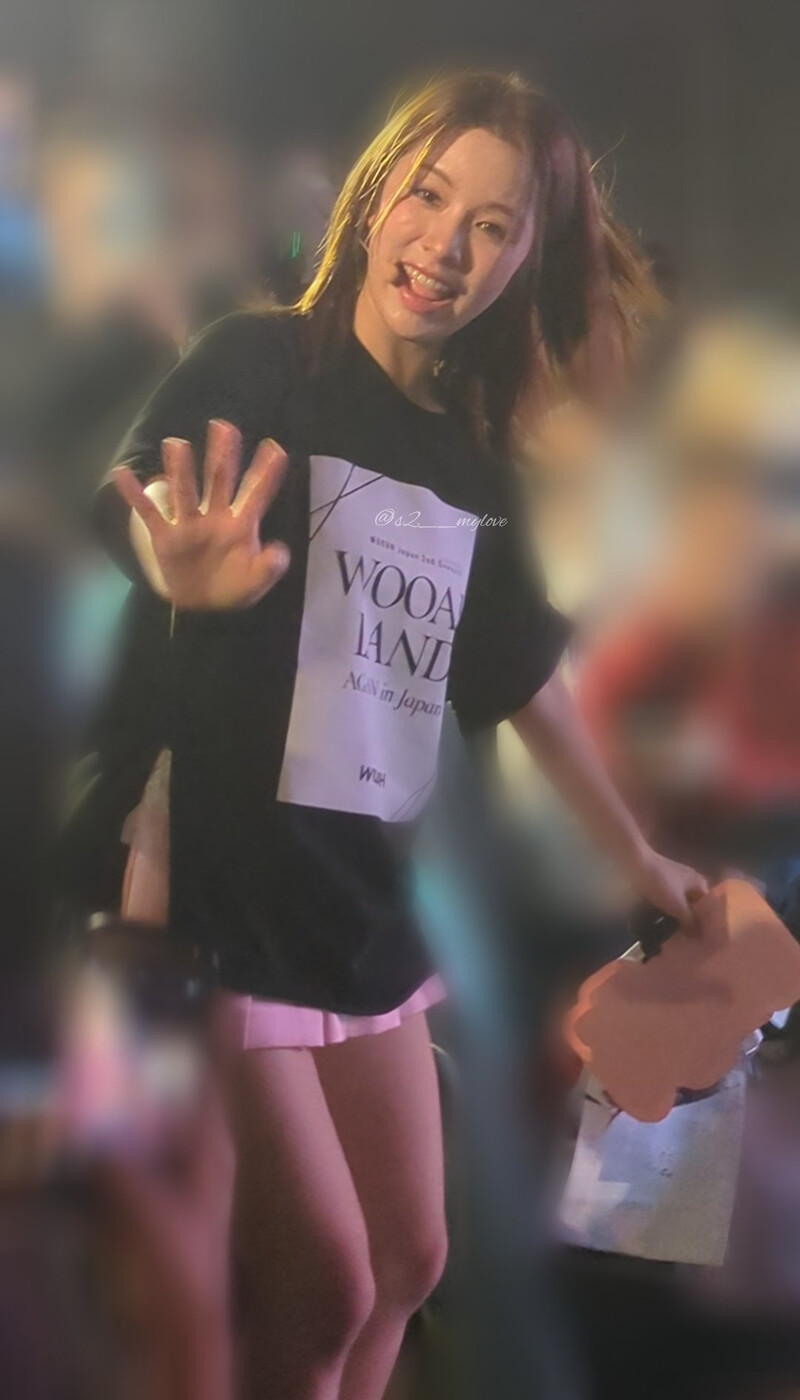 241110 WOOAH Lucy - at "WOOAH Japan 2nd Concert 'WOOAH-LAND AGAIN' in Osaka, Japan" documents 2