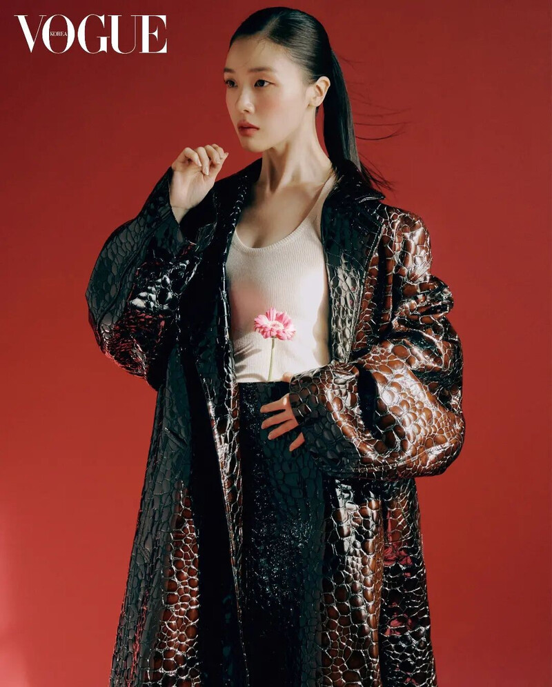 Bang Minah for VOGUE Korea - March 2023 Issue documents 3