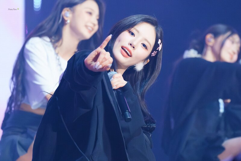 240128 fromis_9 Jiwon - 2nd Concert 'FROM NOW.' in Seoul Day 2 documents 4