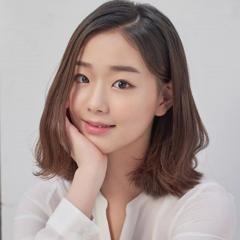 Kim Chaeyeon 2020 Profile Photos documents 4