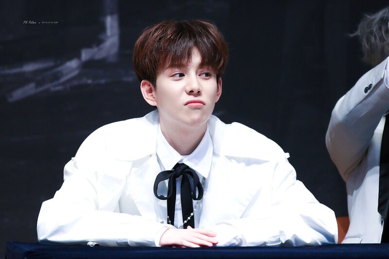 180121 Block B Kyung at Re:MONTAGE fansign documents 3