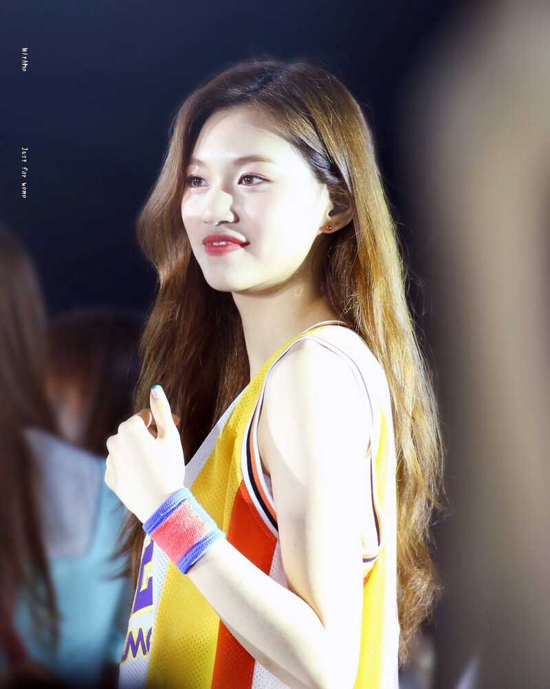 170909 Weki Meki Doyeon at Incheon INK Hallyu Concert documents 1