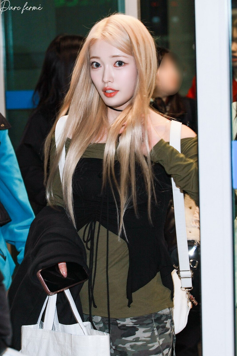 241114 Billlie Haram - Incheon Airport Departure for the Grand America leg of their World Tour documents 4