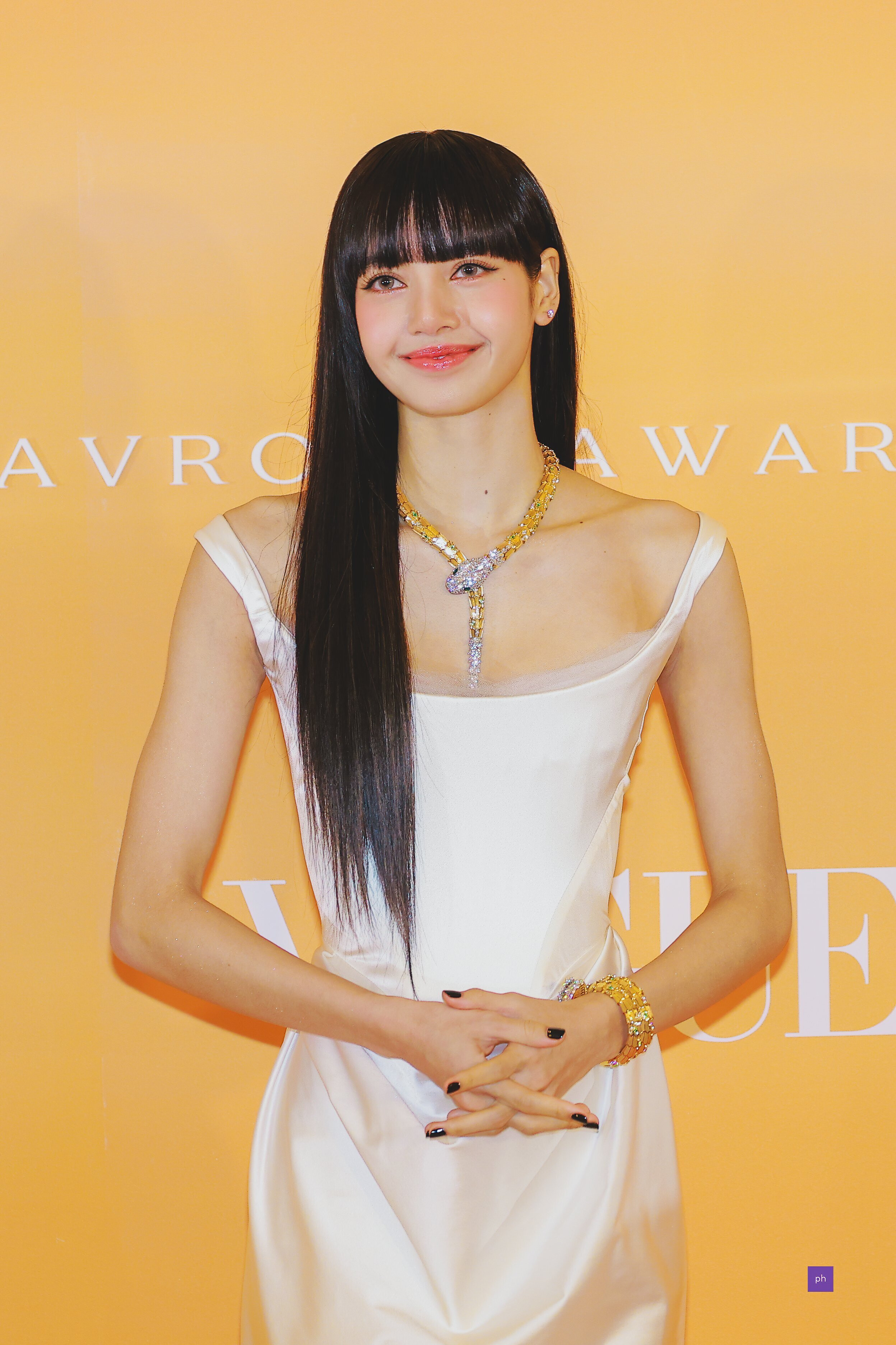 221018 BLACKPINK Lisa - Bulgari Aurora Awards 2022 | kpopping