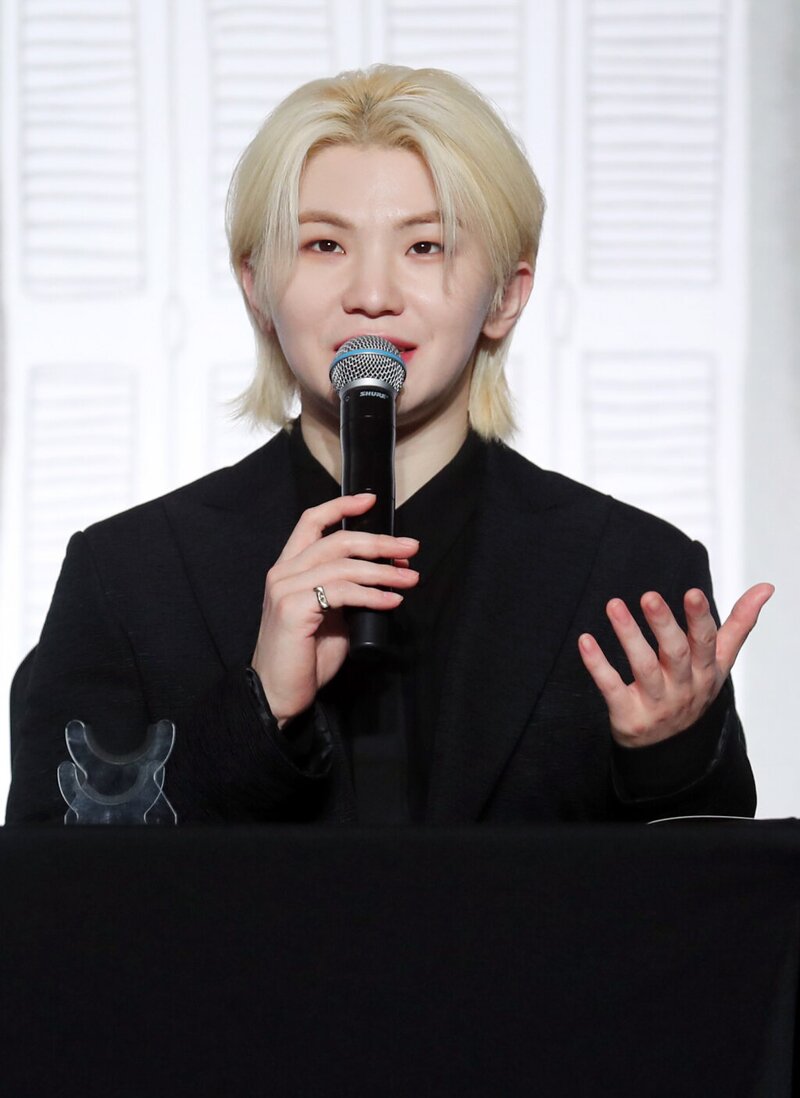 240429 SEVENTEEN Woozi - SEVENTEEN BEST ALBUM '17 IS RIGHT HERE' Press Conference documents 4