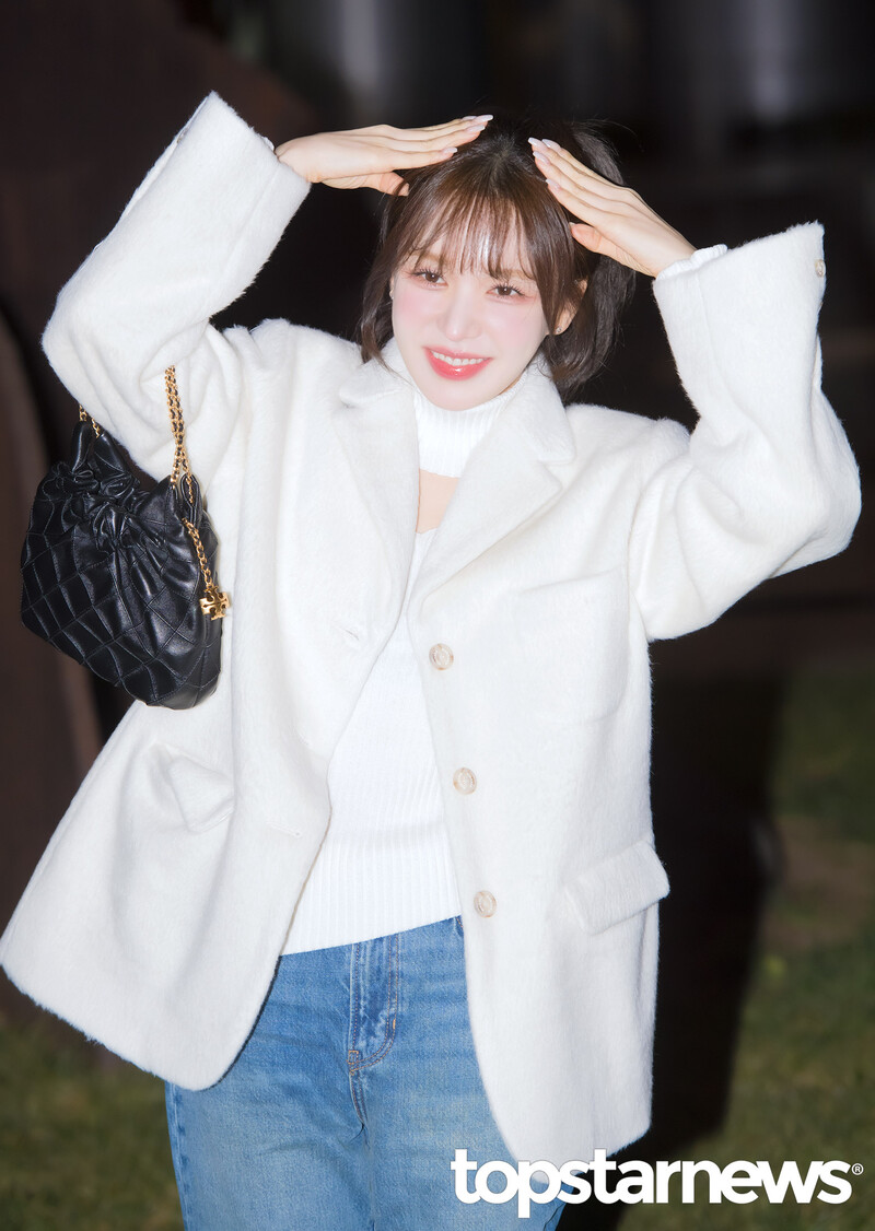 250107 Red Velvet Wendy - Young Street Commute documents 1