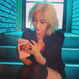 131202 euna3579 Instagram update w/ T-ara Eunjung