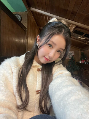 231224 WOOAH Twitter update with SORA