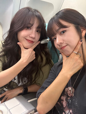 240719 Apink BOMI weverse update with EUNJI