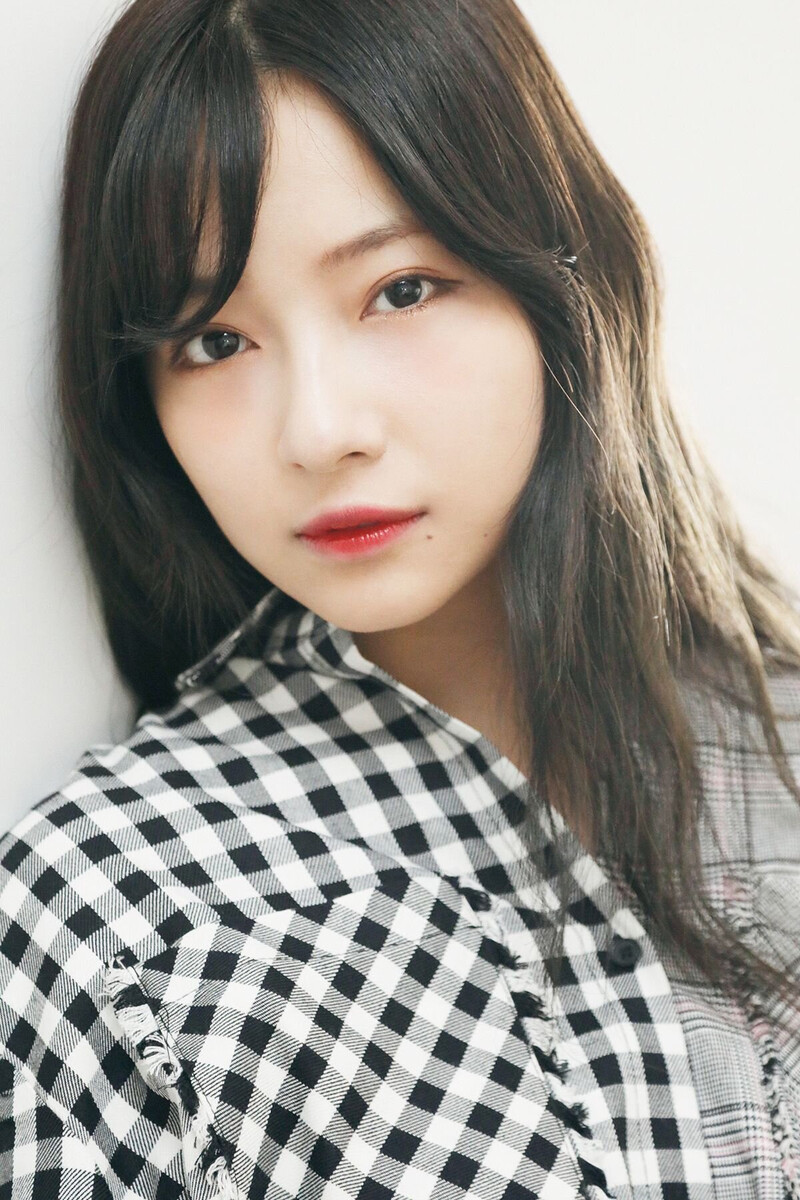 Murase Sae for Vogue Girl Japan documents 3