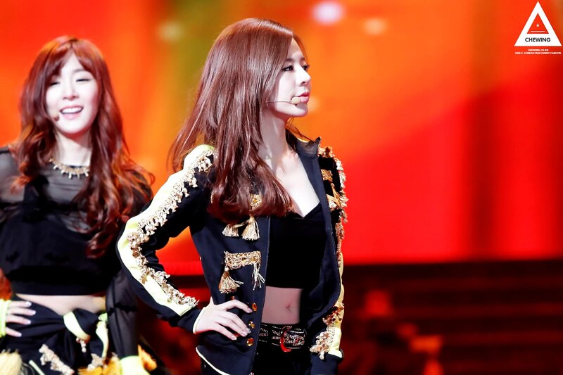 131029 Girls' Generation Sunny at KBS Open Concert documents 3