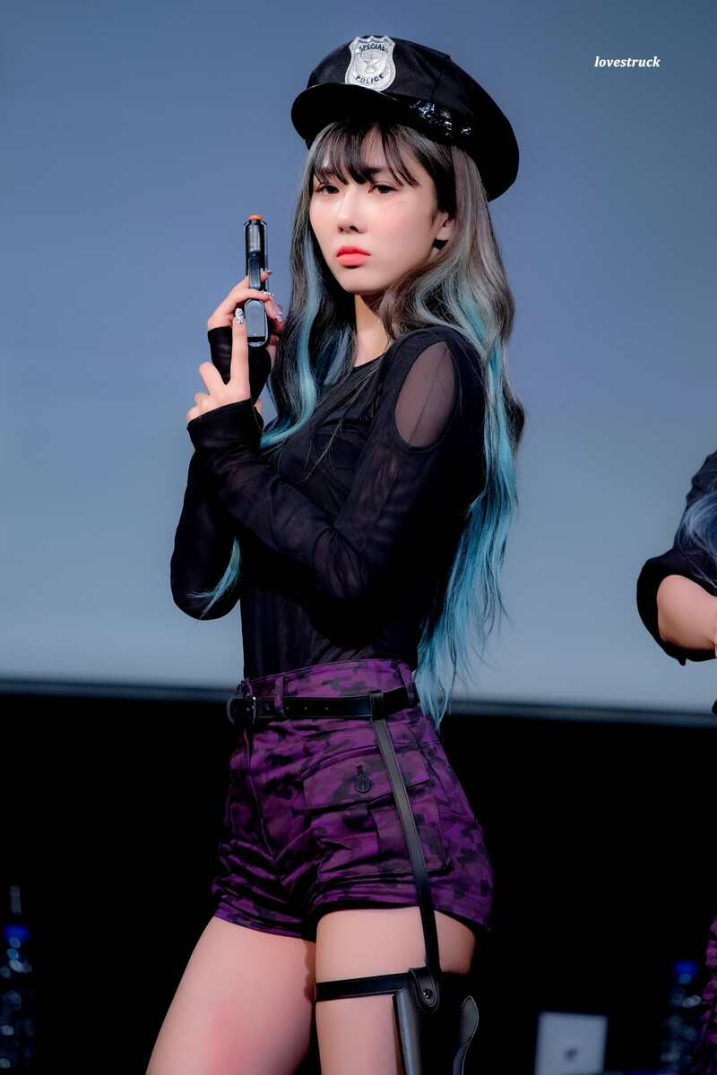 221014 Dreamcatcher Yoohyeon documents 1