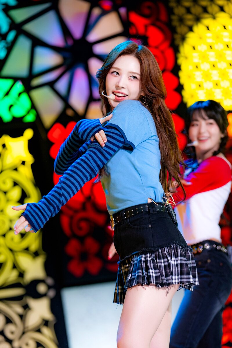 231119 Red Velvet Wendy - 'Chill Kill' at Sbs Inkigayo documents 10