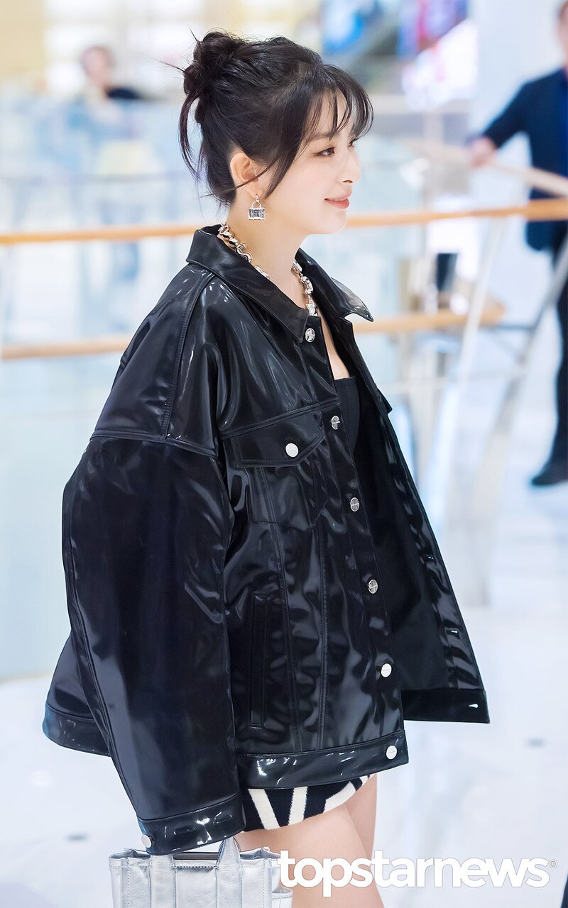 230921 Seulgi at the Marc Jacobs Fall 2023 Collection Launch documents 6