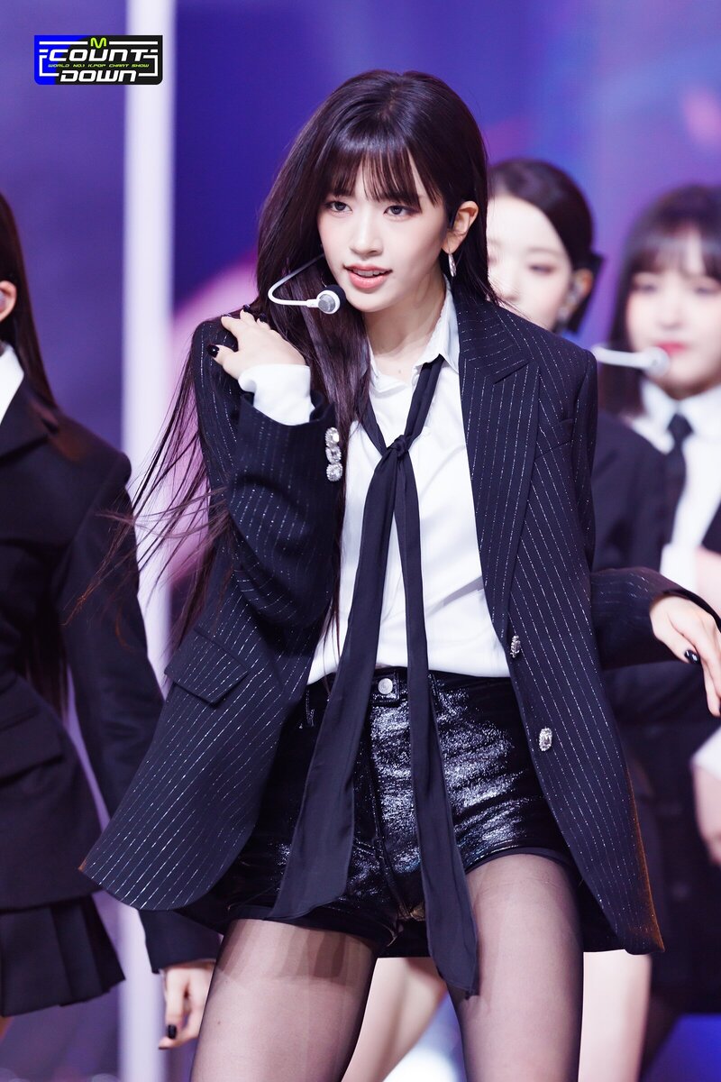 230413 IVE Yujin - 'Kitsch' & 'I AM' at M COUNTDOWN documents 17