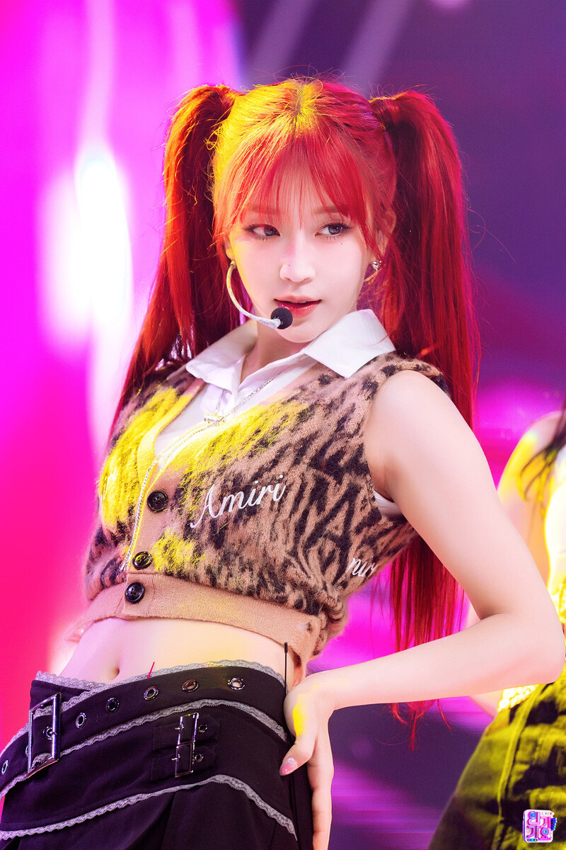 240707 STAYC Sumin - ‘Cheeky Icy Thang’ at Inkigayo documents 1