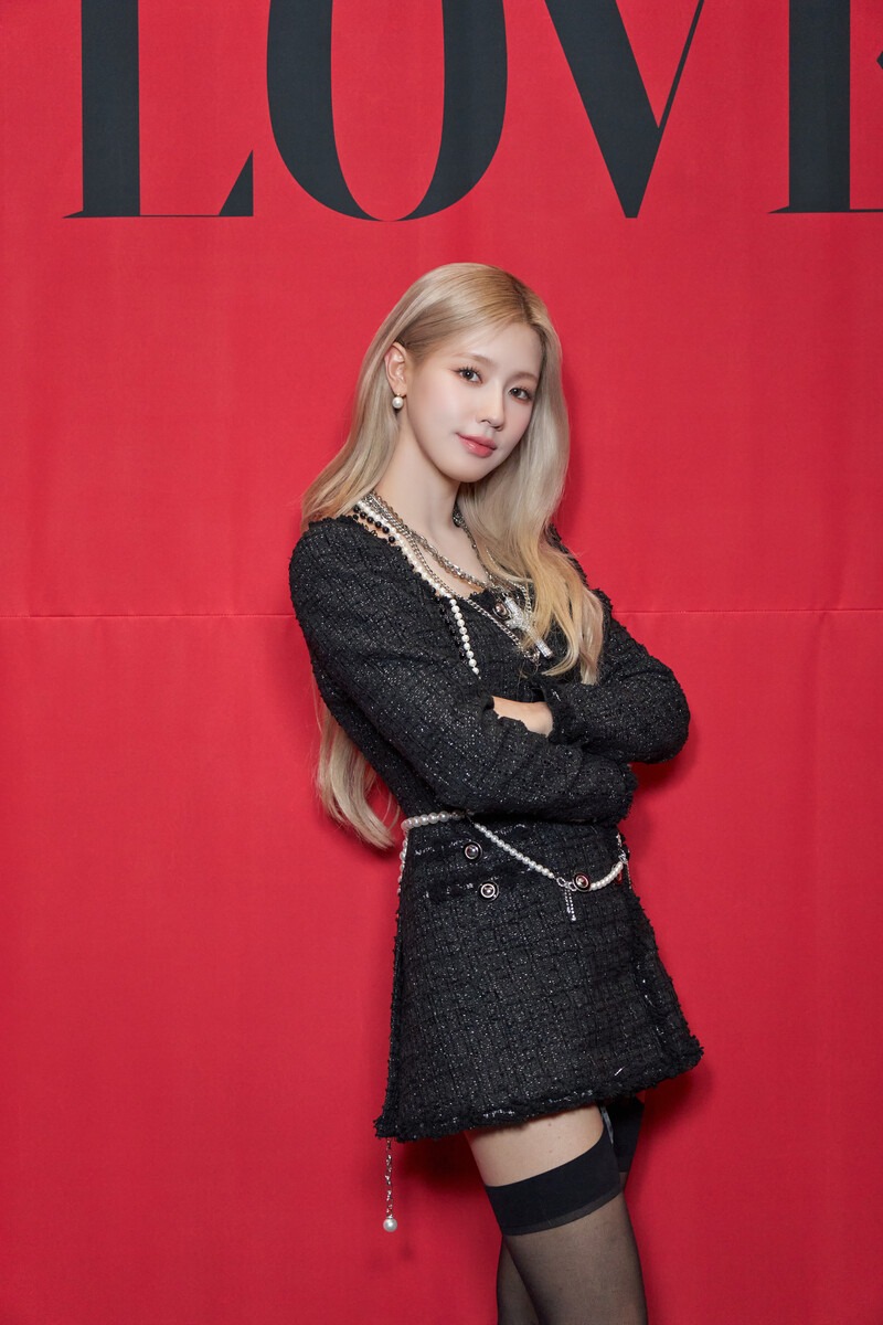 221017 (G)I-DLE Miyeon - 'X-LOVE-SHOW' documents 2