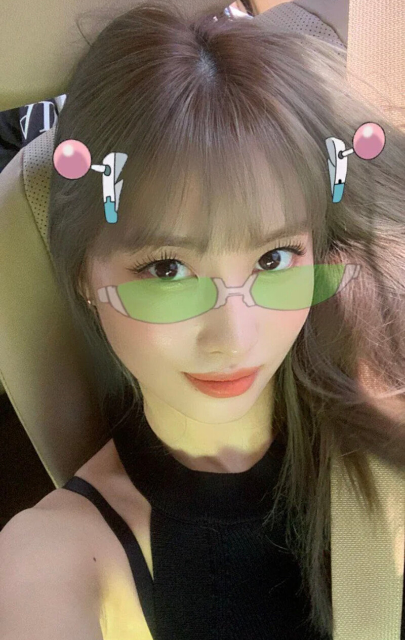 220805 Momo Instagram Story Update documents 1