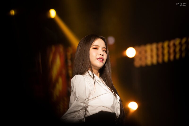 221119 MAMAMOO Solar - 'MY CON' World Tour  in Seoul Day 2 documents 11