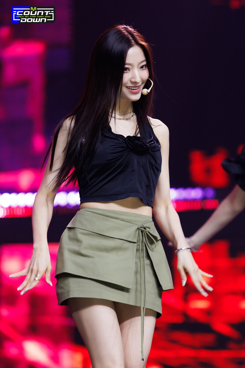 230608 fromis_9 Saerom - '#menow' at M COUNTDOWN documents 3