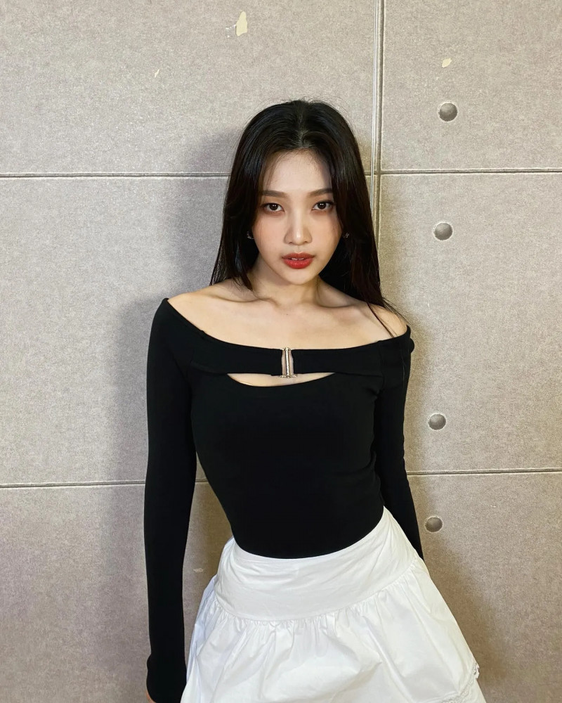 October 20, 2020 Joy & Seulgi Instagram Update | Kpopping