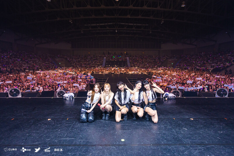 230726 BEX Update - (G)I-DLE - 'I am FREE-TY' World Tour in Bangkok Behind documents 2