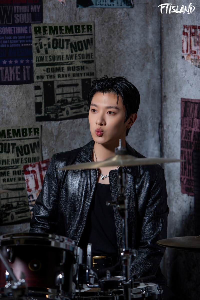 240728 - Weverse -  DRUM LIVE 'DREAMER' POSTER BEHIND documents 3