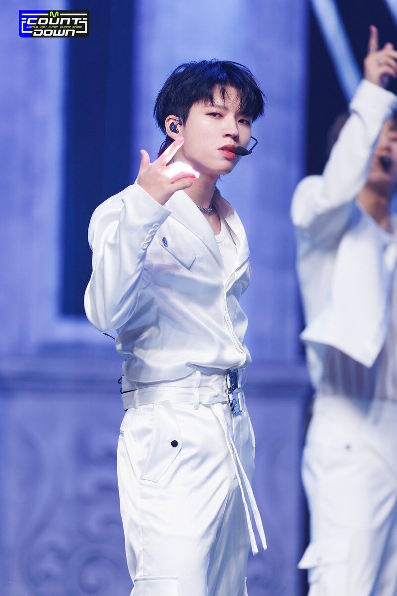 230807 - INFINITE - New Emotions on-site photo M Countdown documents 7