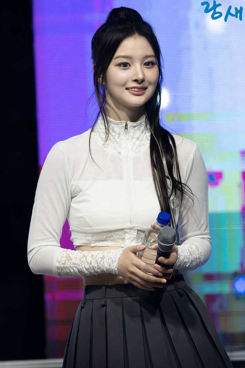 240527 NMIXX Sullyoon - Shinhan University Festival documents 4