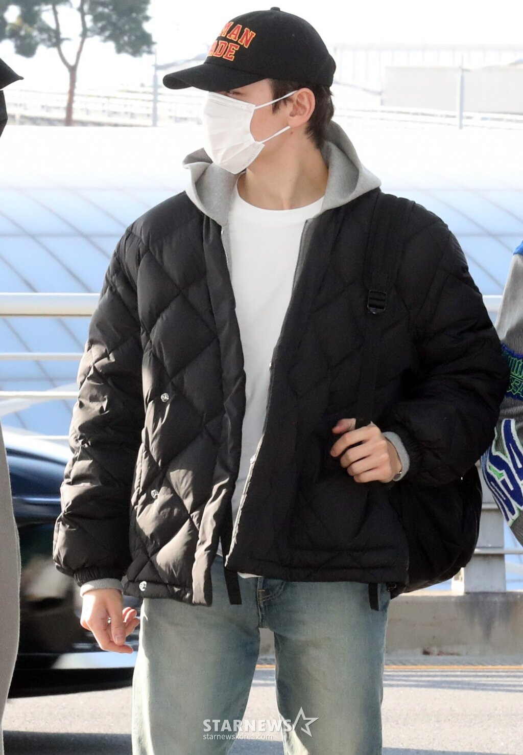 231112 SEVENTEEN Vernon at Incheon International Airport | kpopping