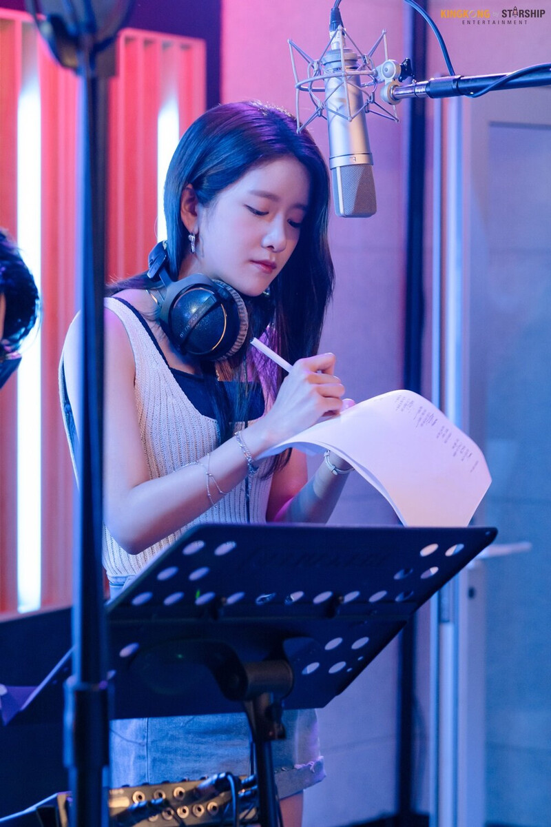 211114 Starship Naver Post - EXY's "Idol: The Coup"  Behind documents 27