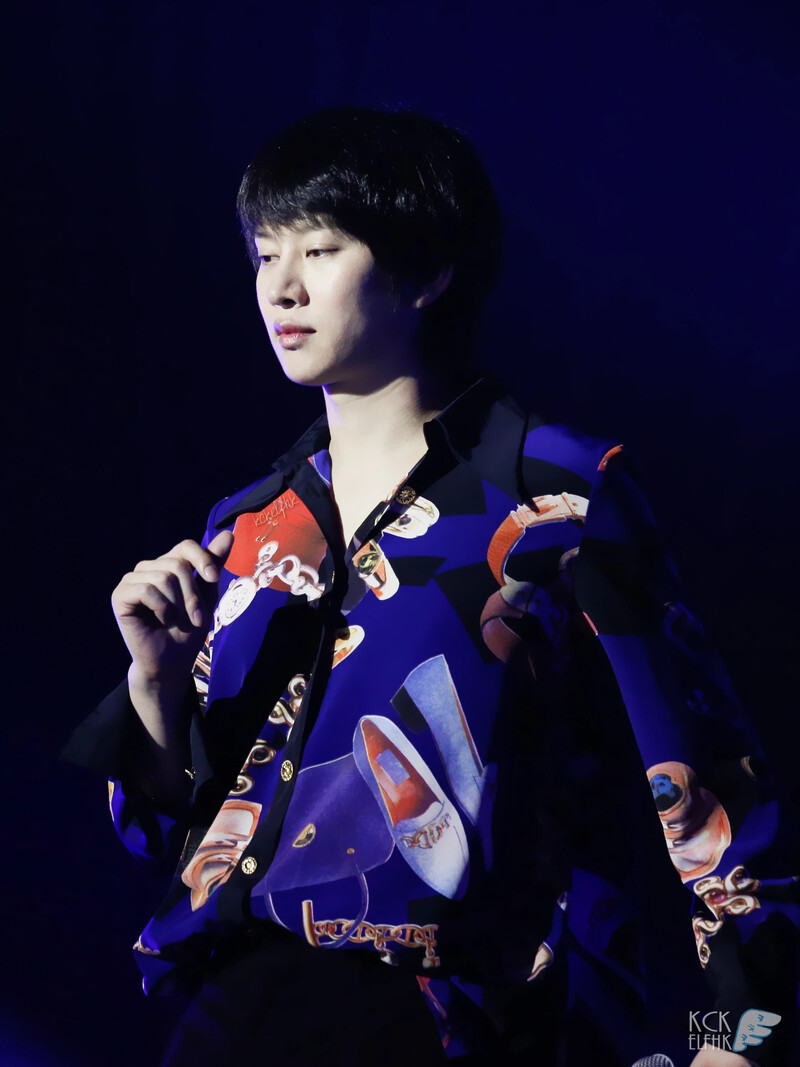 180512 Super Junior Heechul at SS7 in Macau documents 10