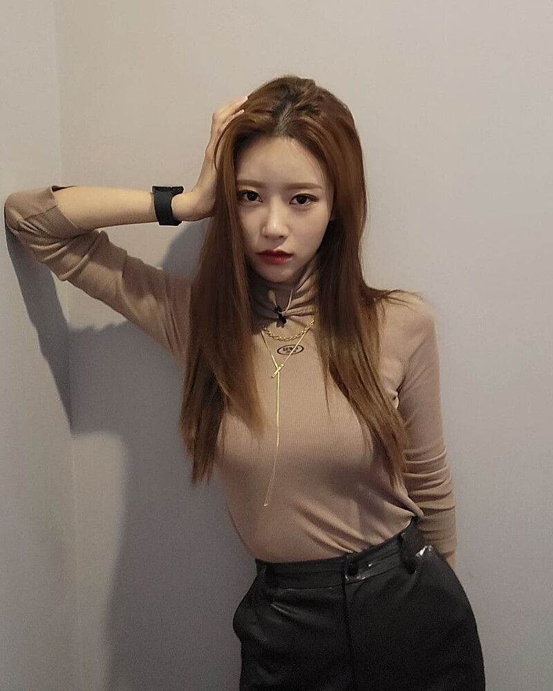 210922 Lovelyz Mijoo Instagram Update documents 3