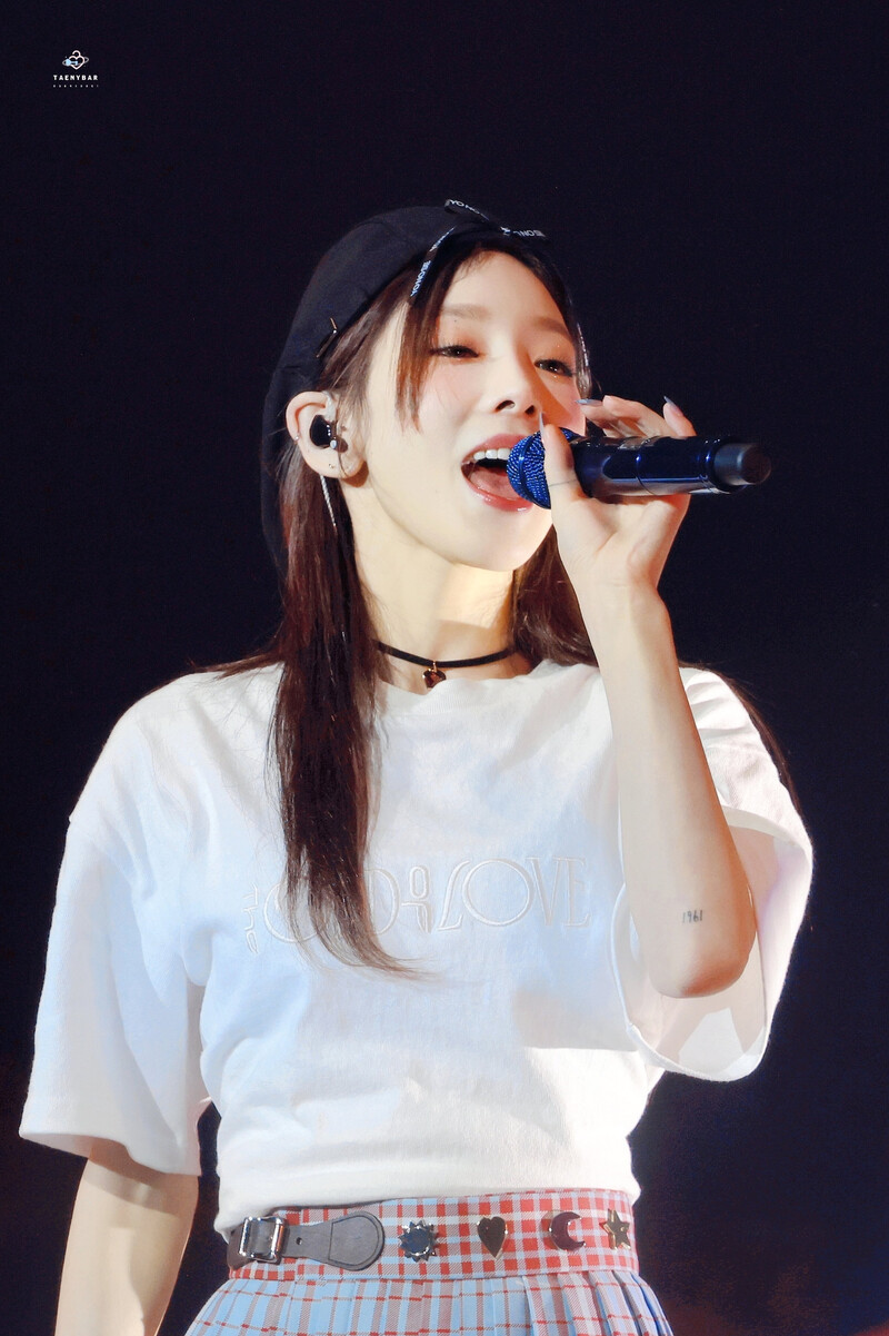 230604 Taeyeon - 'The Odd of Love' Concert in Seoul Day 2 documents 9