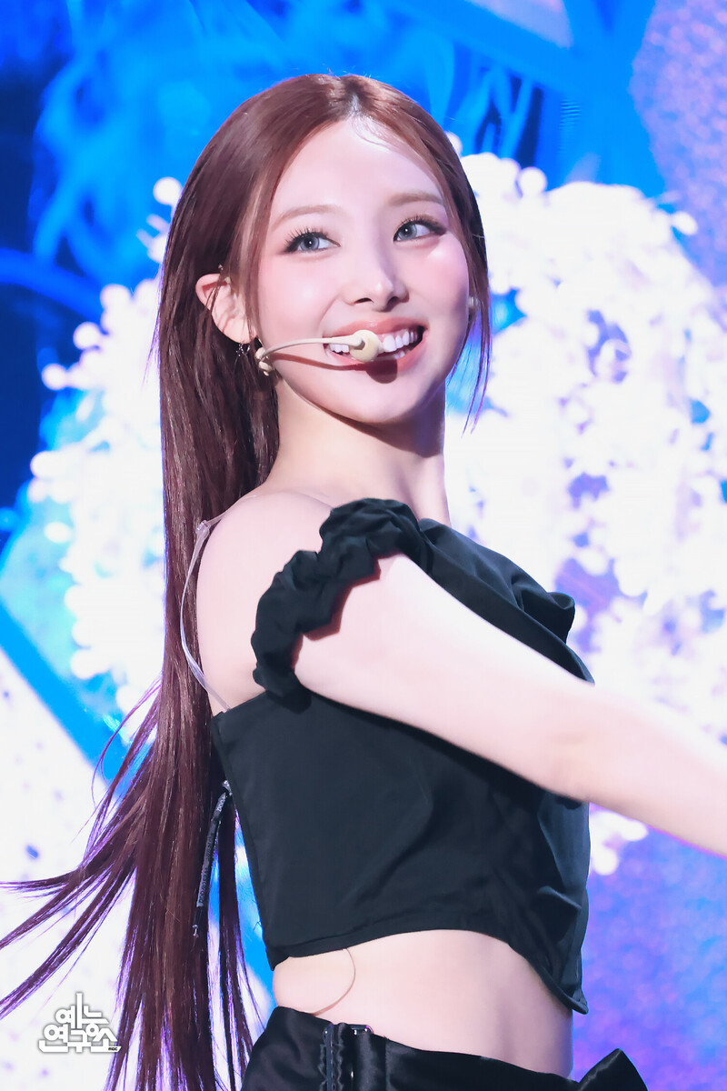 240302 TWICE Nayeon - ‘ONE SPARK’ at Music Core documents 1