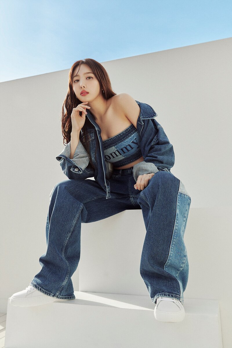 TWICE Nayeon for Tommy Jeans 23 SS Campaign documents 8
