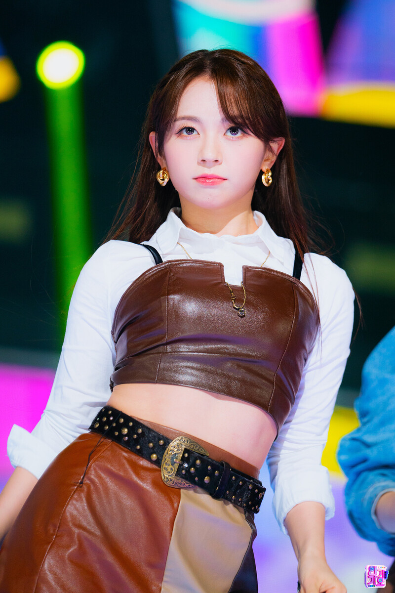 221023 Kep1er Mashiro - 'We Fresh' at Inkigayo documents 1