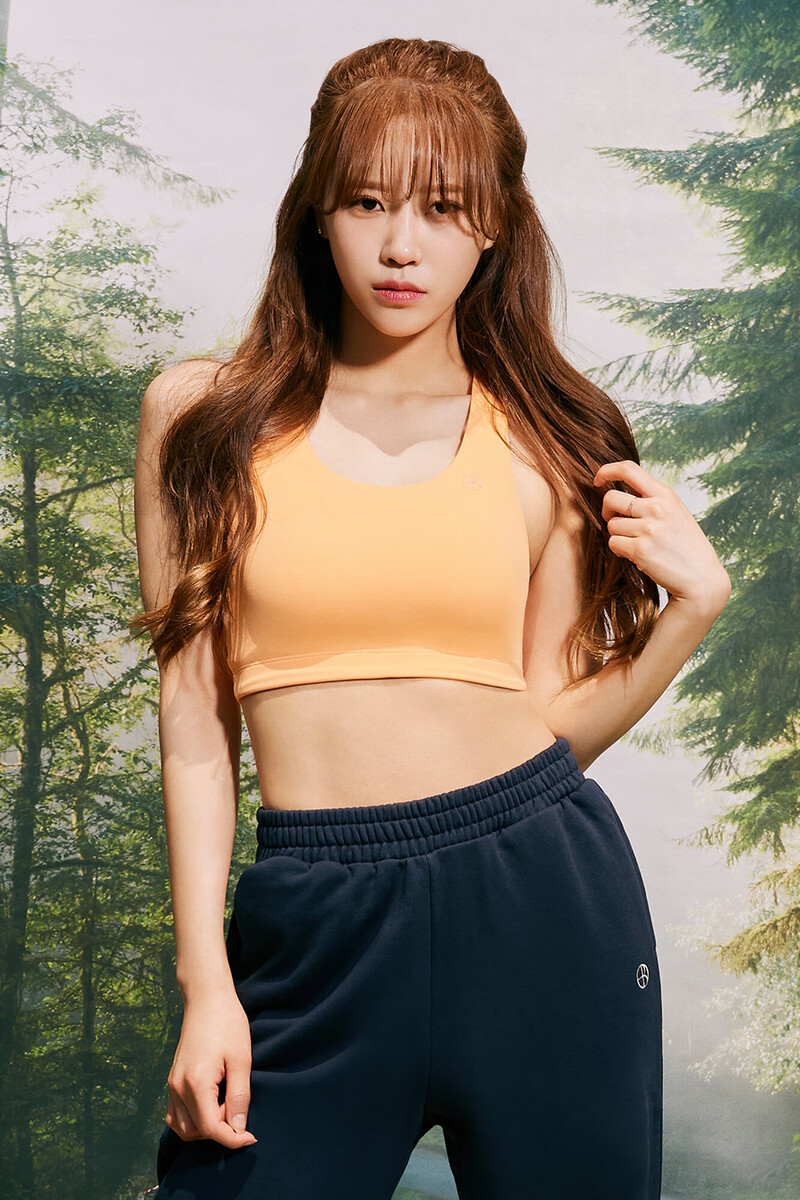 LEE MIJOO for BARREL FIT 22 Summer Spot Campaign documents 24