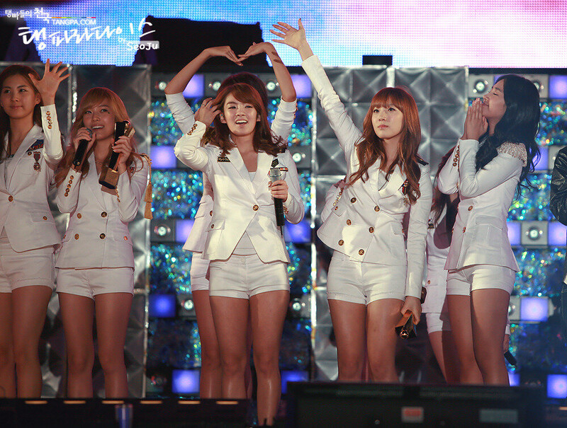 090919 Girls' Generation at 2009 Asia Song Festival documents 7